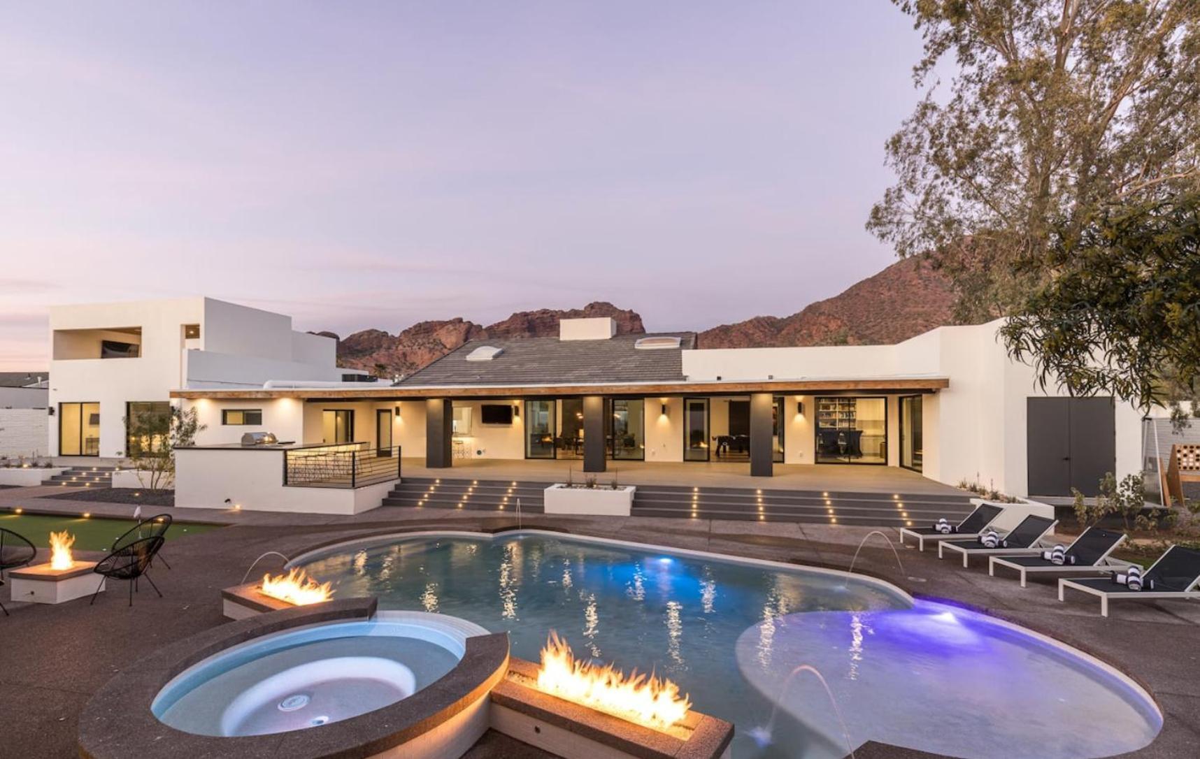 Luxury Micro-Resort, Theater, Sauna, Heated Pool 凤凰城 外观 照片