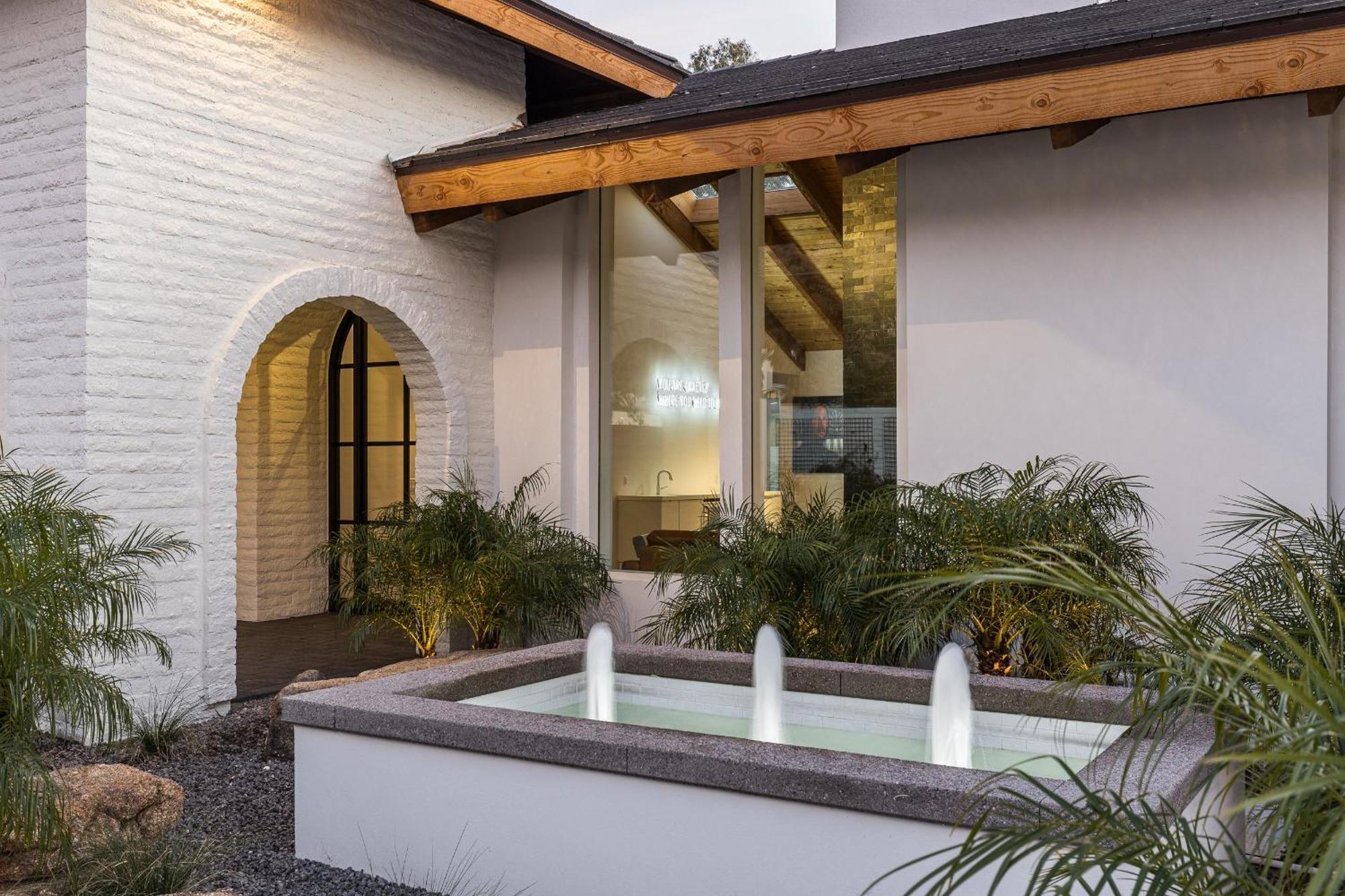 Luxury Micro-Resort, Theater, Sauna, Heated Pool 凤凰城 外观 照片