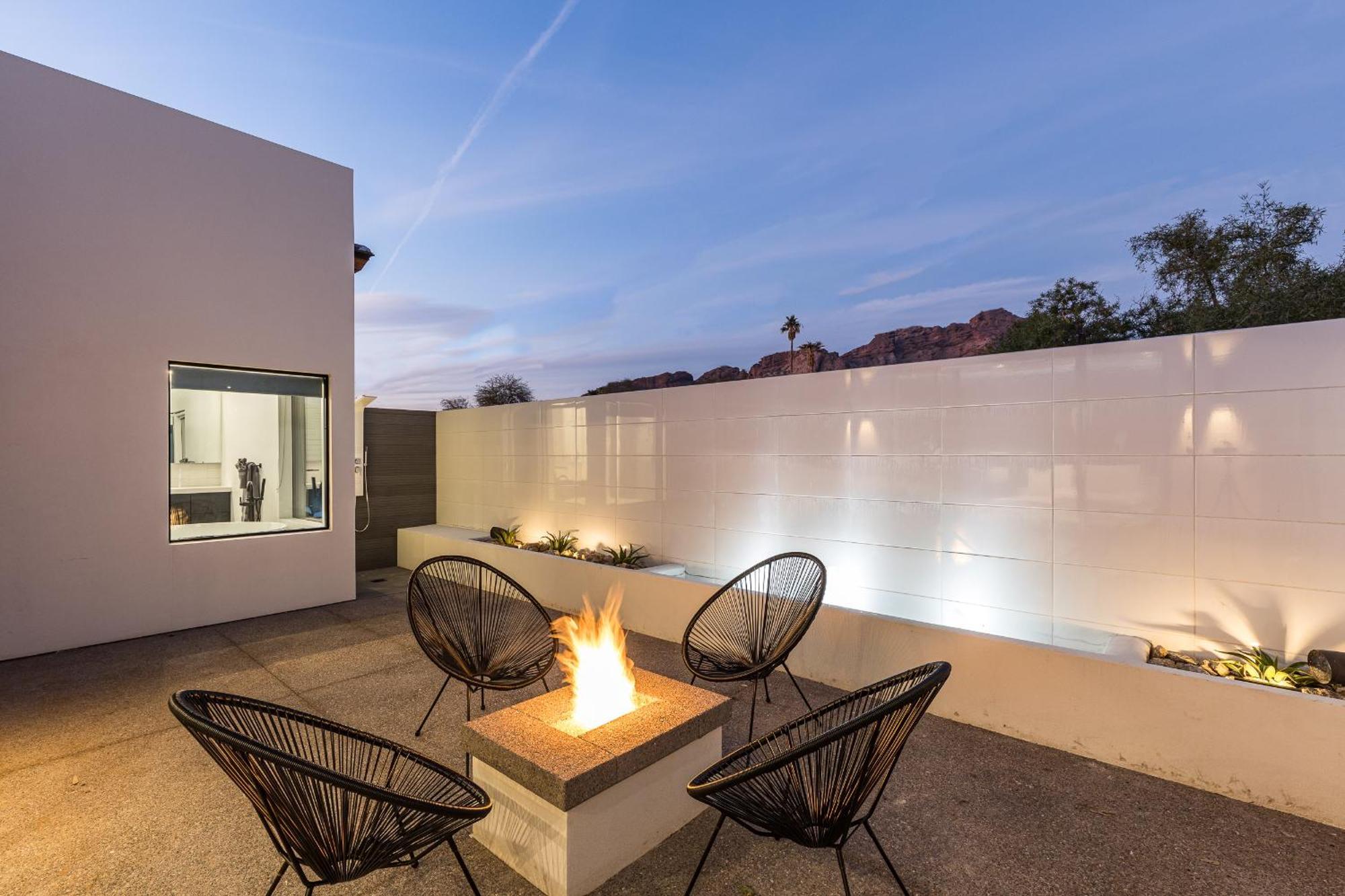 Luxury Micro-Resort, Theater, Sauna, Heated Pool 凤凰城 外观 照片