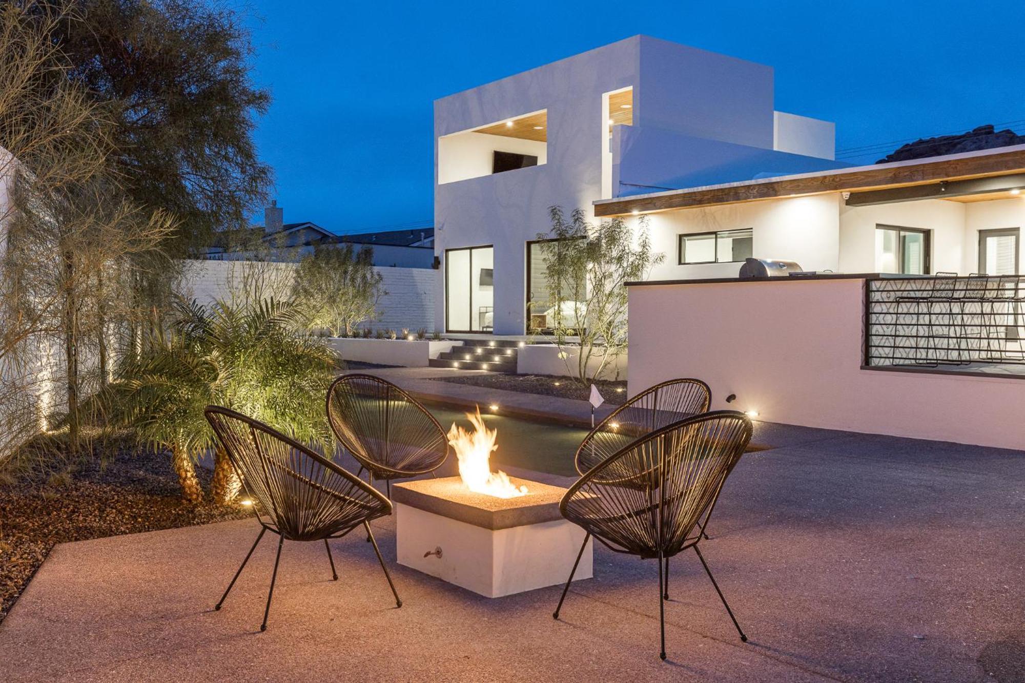 Luxury Micro-Resort, Theater, Sauna, Heated Pool 凤凰城 外观 照片