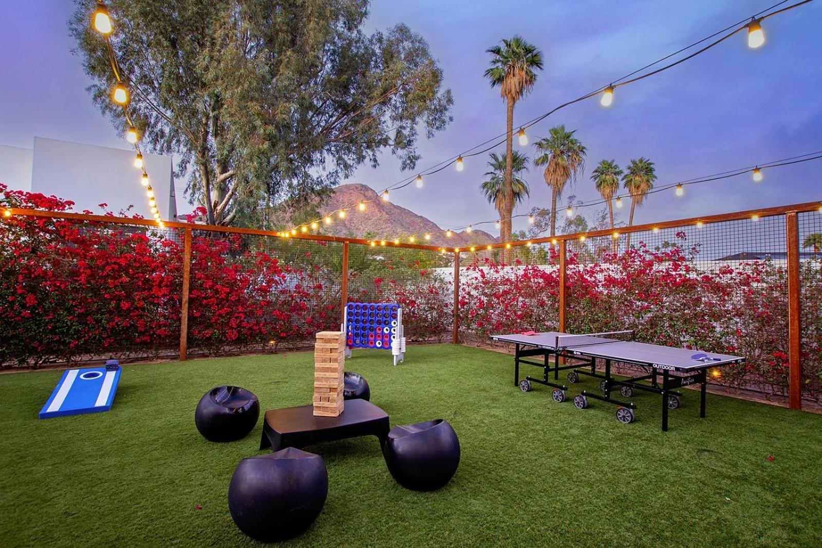 Luxury Micro-Resort, Theater, Sauna, Heated Pool 凤凰城 外观 照片